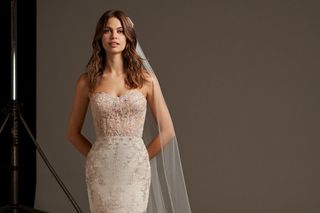 Pronovias