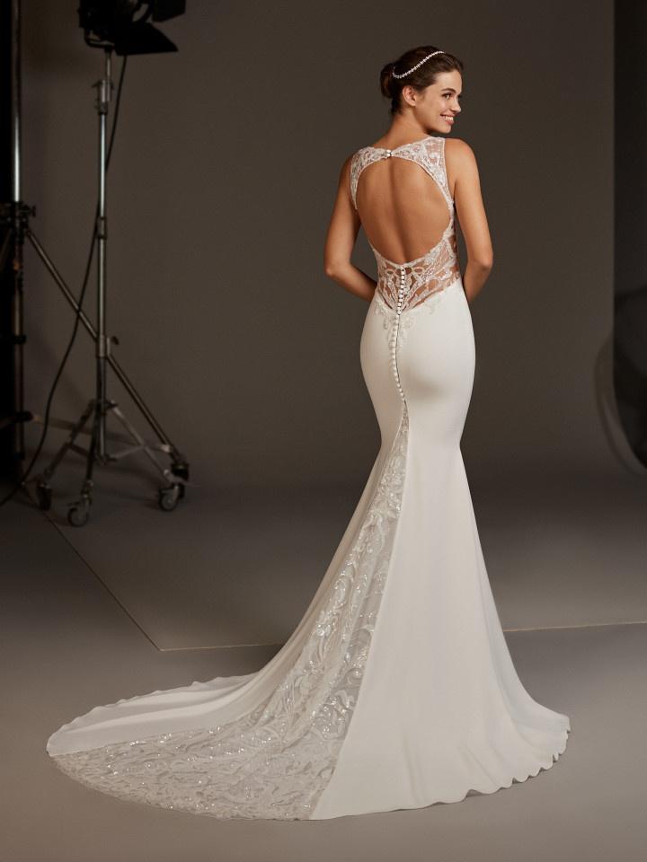 Pronovias