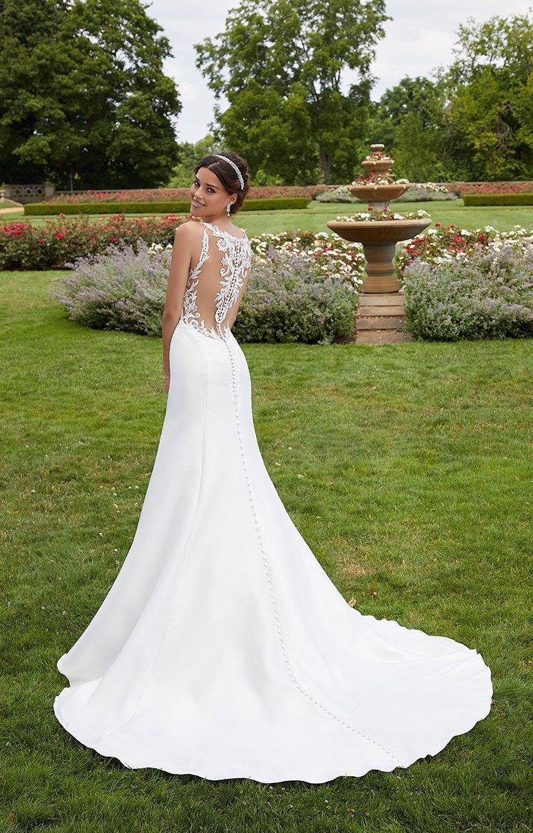 55 (increíbles) vestidos de novia con escote en la espalda. ¡Los querrás  todos!