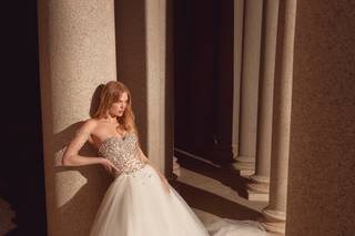 Vestido de novia de corte princesa con falda en tul y escote corazón