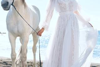 Vestidos de novia vintage sencillos y con cuello halter y manga larga