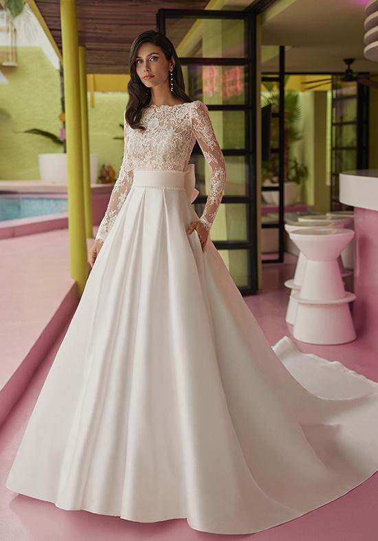 Vestidos de novia de manga larga con cintura marcada