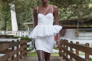 Vestidos de novia cortos con volantes para el día de la boda