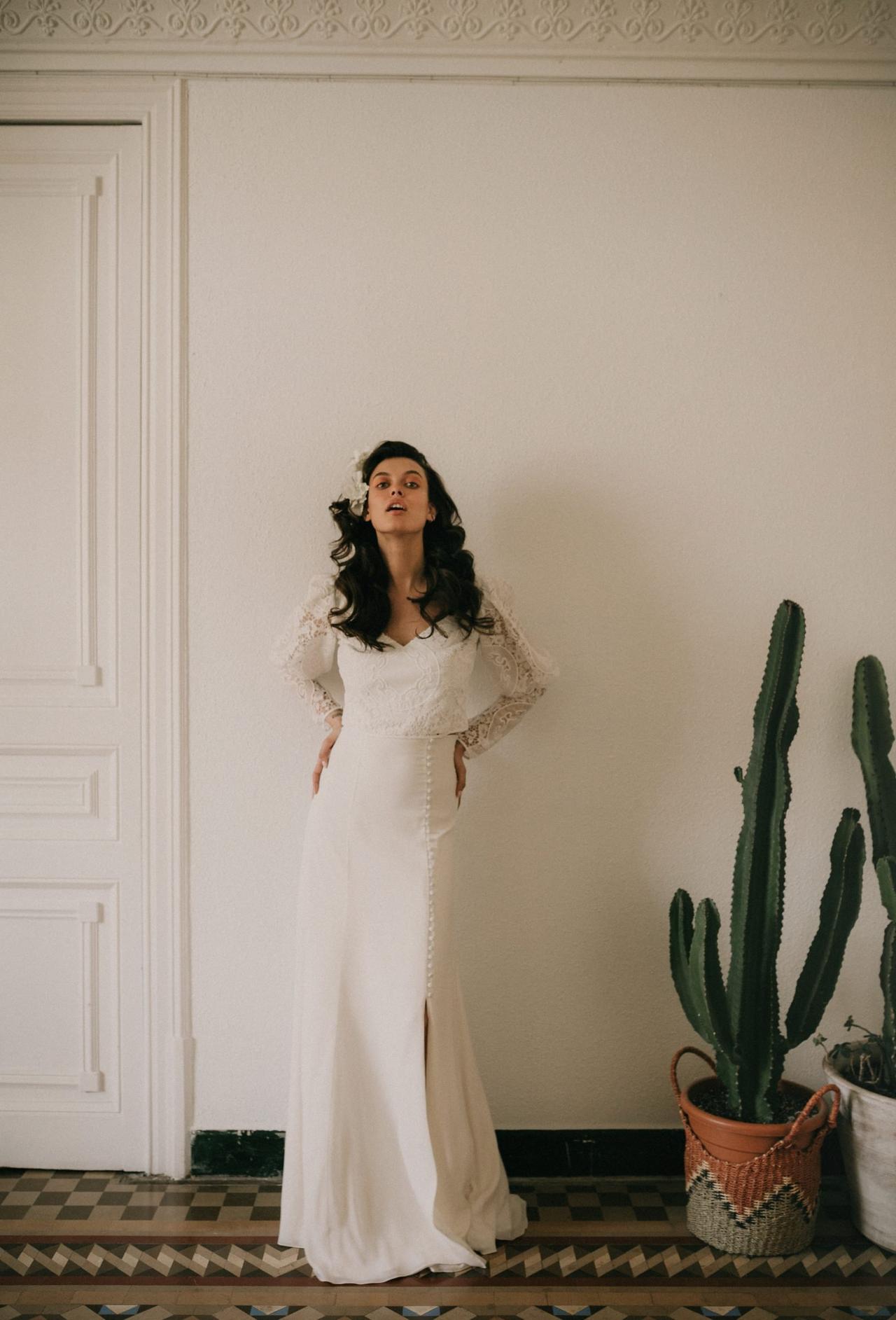 Vestido de novia Otaduy 2021 con top Zelda y falda Ofelia