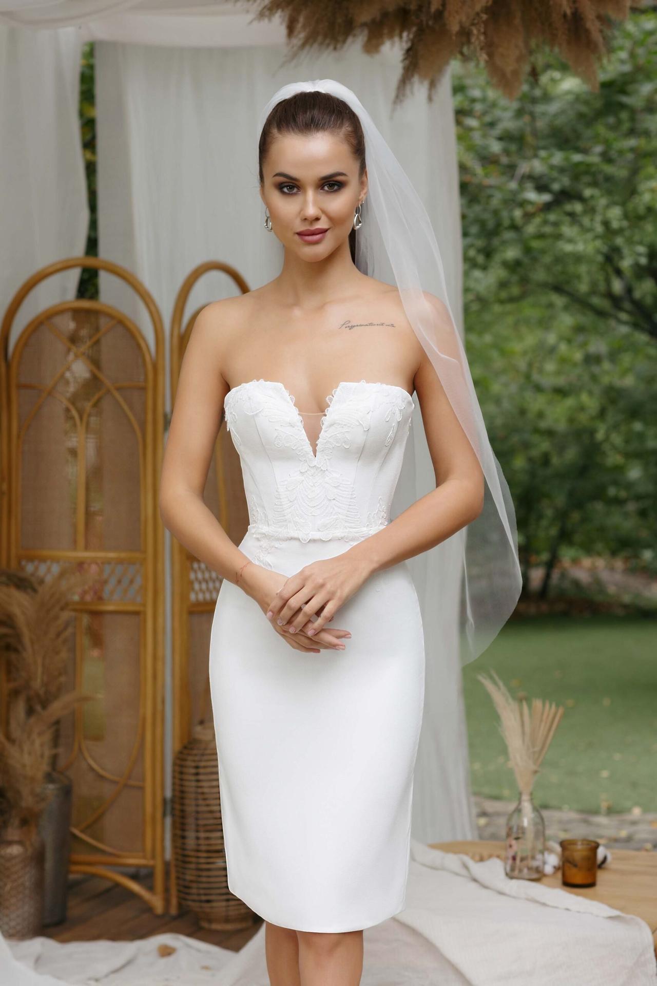 Vestidos de novia cortos. 50 irresistibles