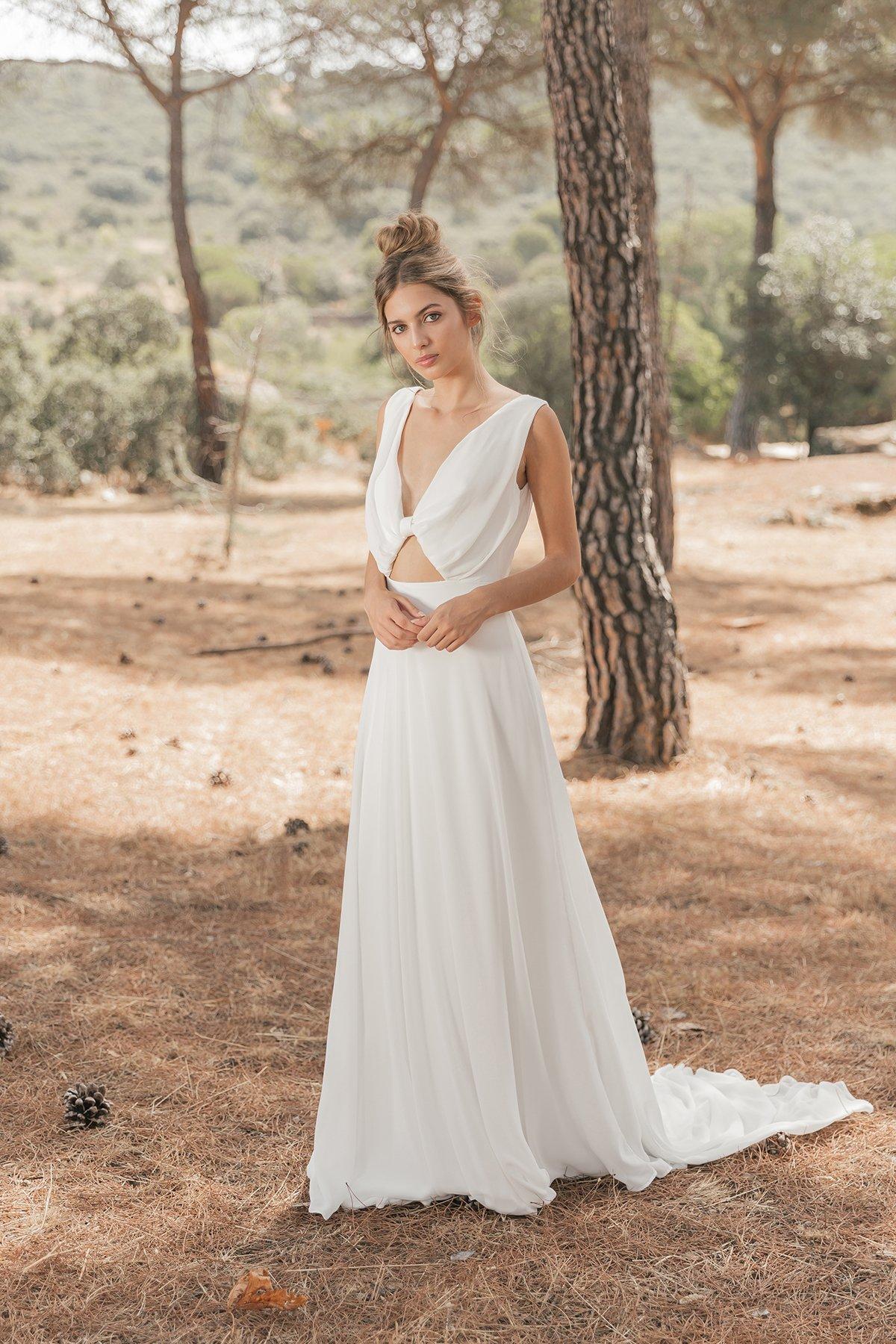 Vestido de novia convertible de la colección Crush de María Baraza 2021, perfecto para el día de la boda