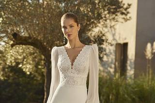 Vestido novia sencillo manga larga con transparencias