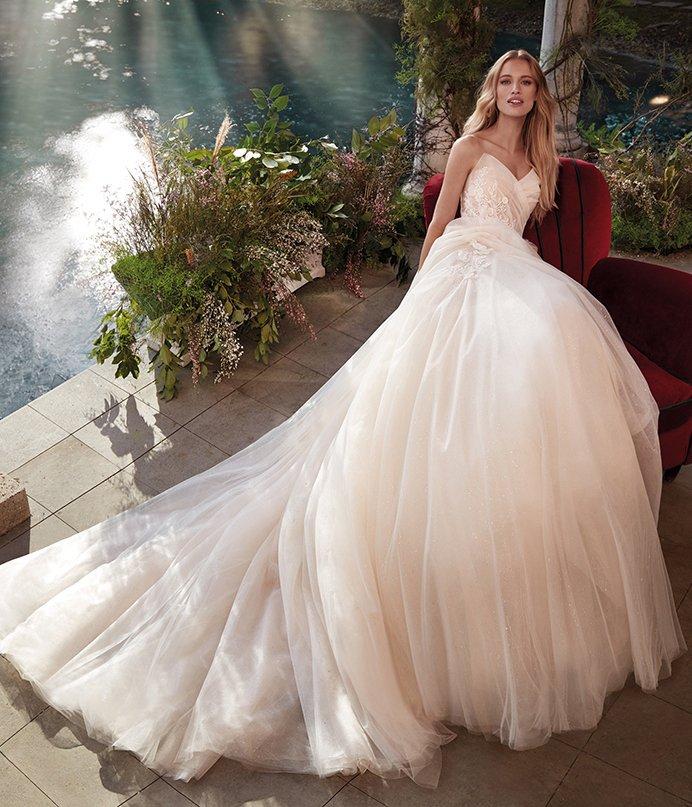 Vestidos de novia Colet 2022: modelo Brahea de silueta princesa