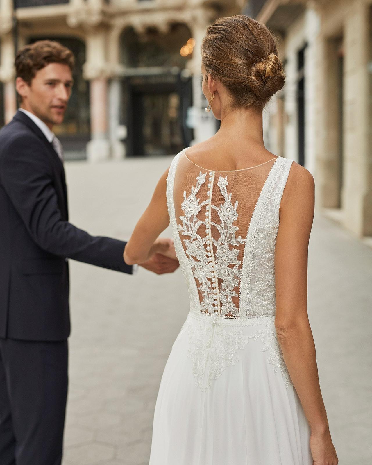 Vestidos de novia con espalda tattoo lace con botones