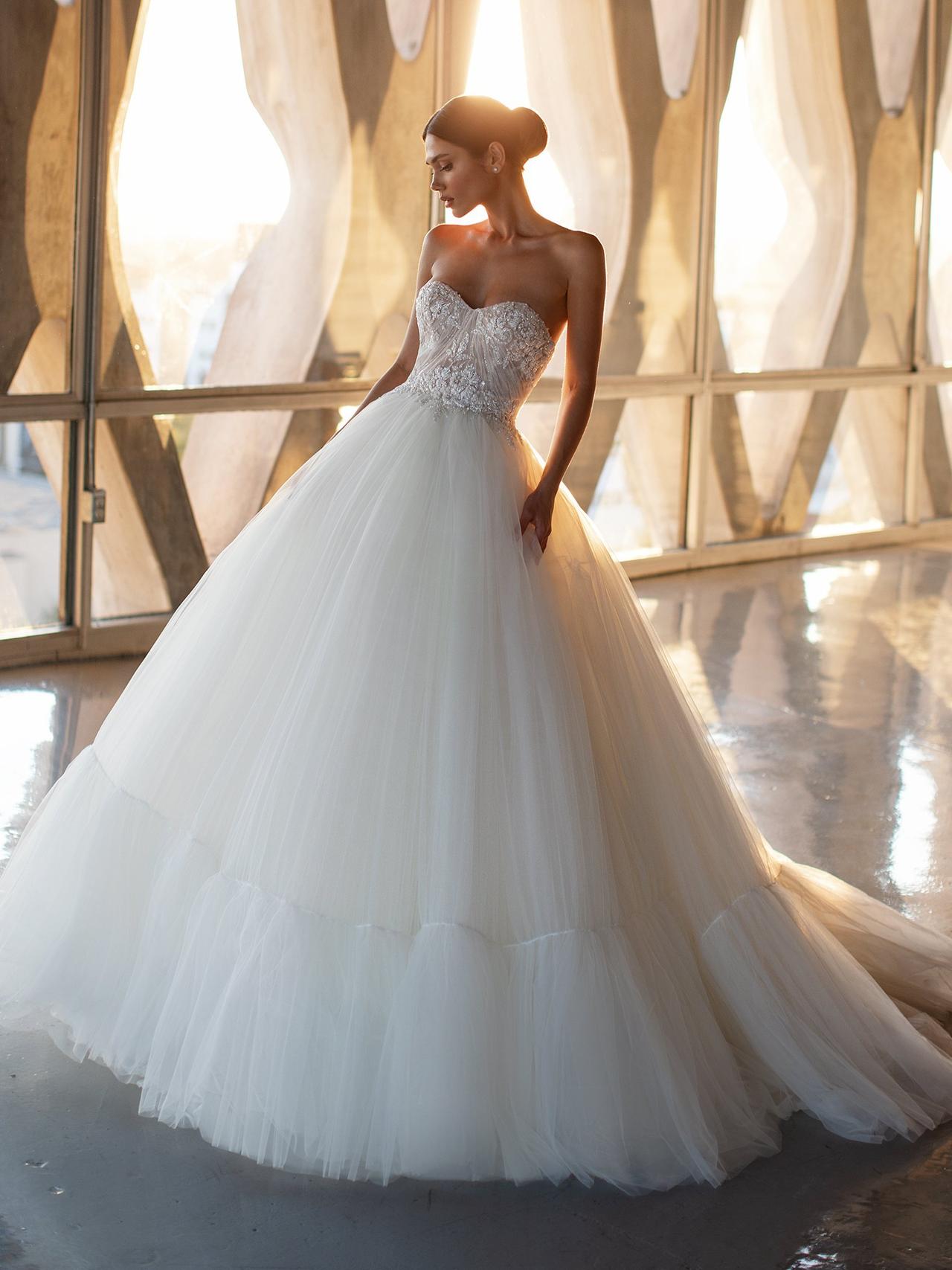 Pronovias