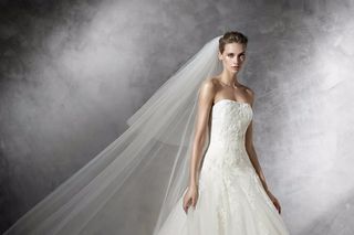 Pronovias - Pronovias 2017