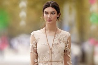 usted está Tener cuidado Realista 25 looks ideales para novias maduras