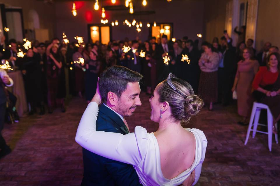 Las mejores canciones románticas para cada momento de tu boda