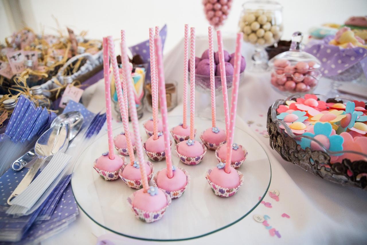 Cake pops colores para bodas