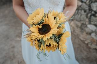 Ramos de novia originales con girasoles