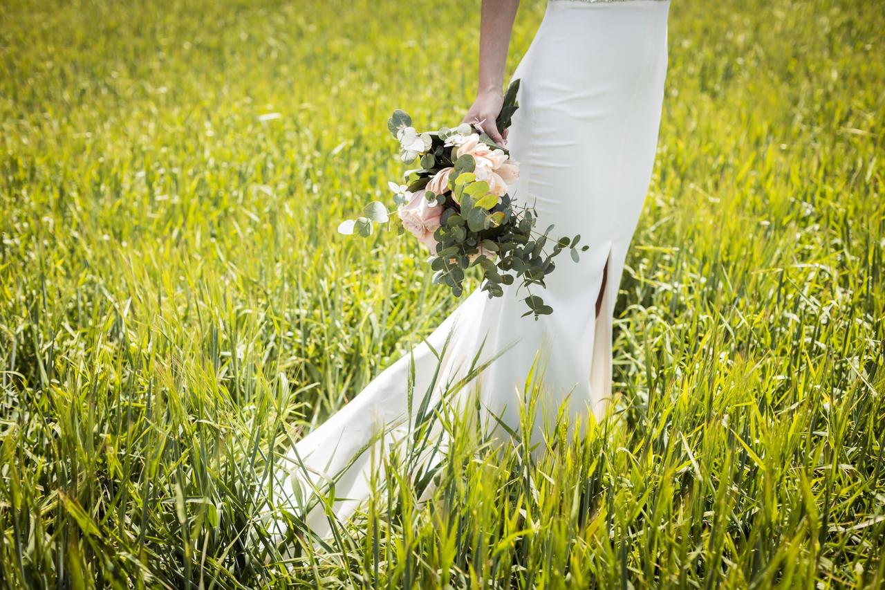 Ramos de novia sencillos de aspecto silvestre