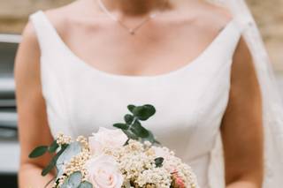 Ramo de novia sencillo de tipo bouquet