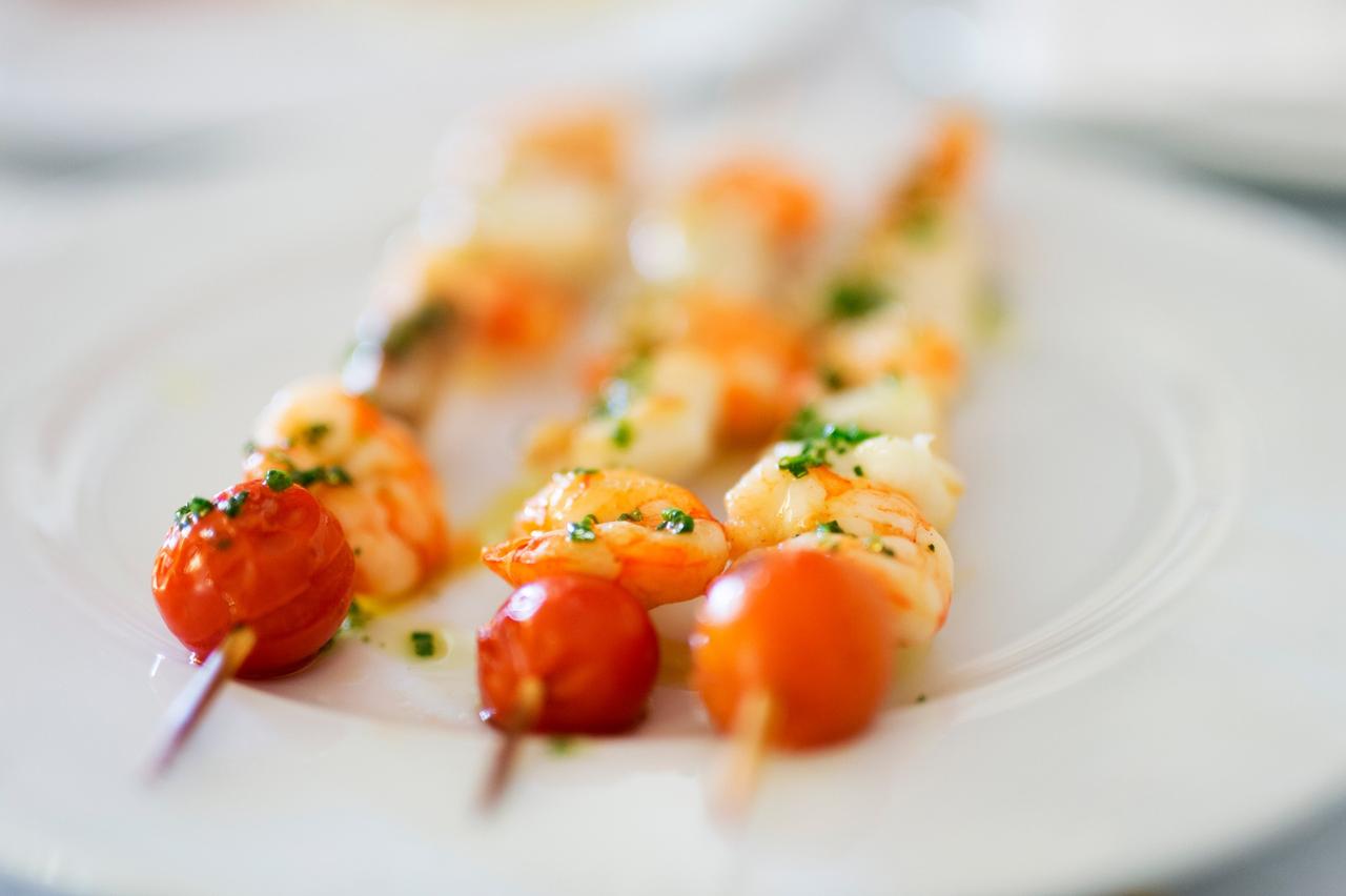 Aperitivos para bodas: pinchos con gambas