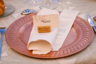 Marcasitios boda: tapón de corcho de vino y tarjeta