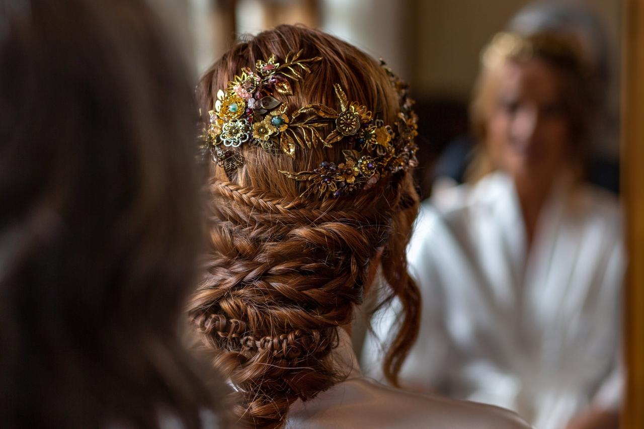 Peinado trenza: chica con una elaborada trenza