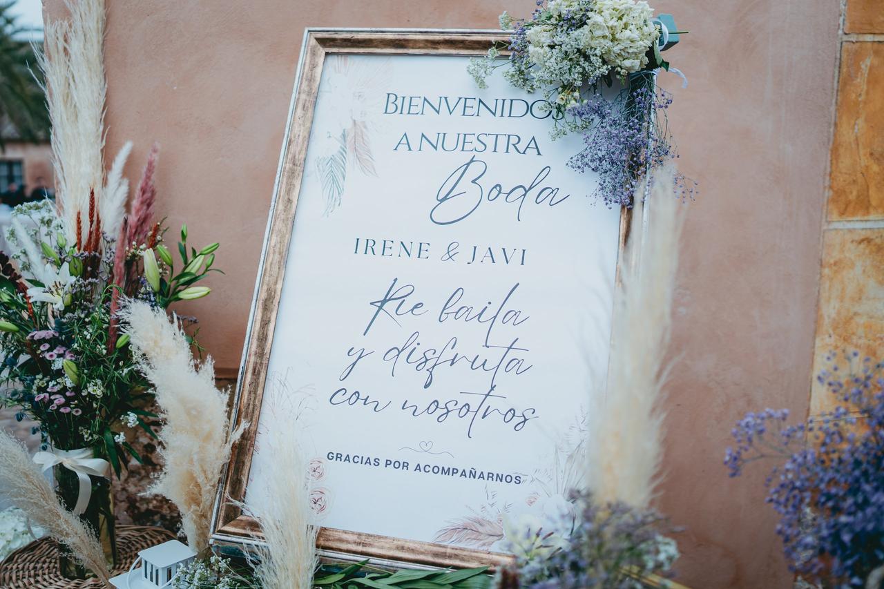 Papelería de boda: cartel de bienvenida a la boda