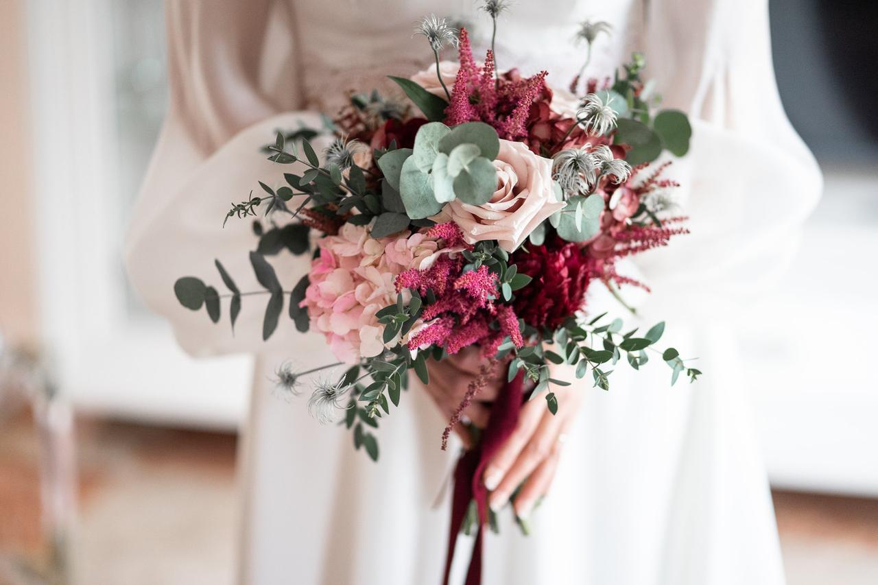 Boda celta: ramo de novia de flores naturales