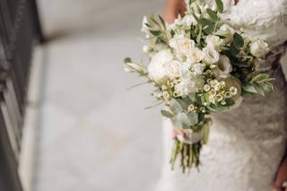 Ramo de novia elegantes en blanco y verde