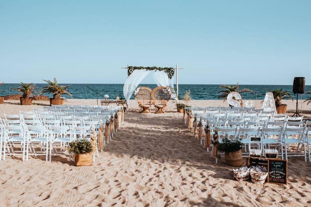 C Mo Organizar Una Boda En La Playa Pasos Consejos Y Lugares