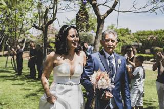 Peinados para novia media melena ondulada
