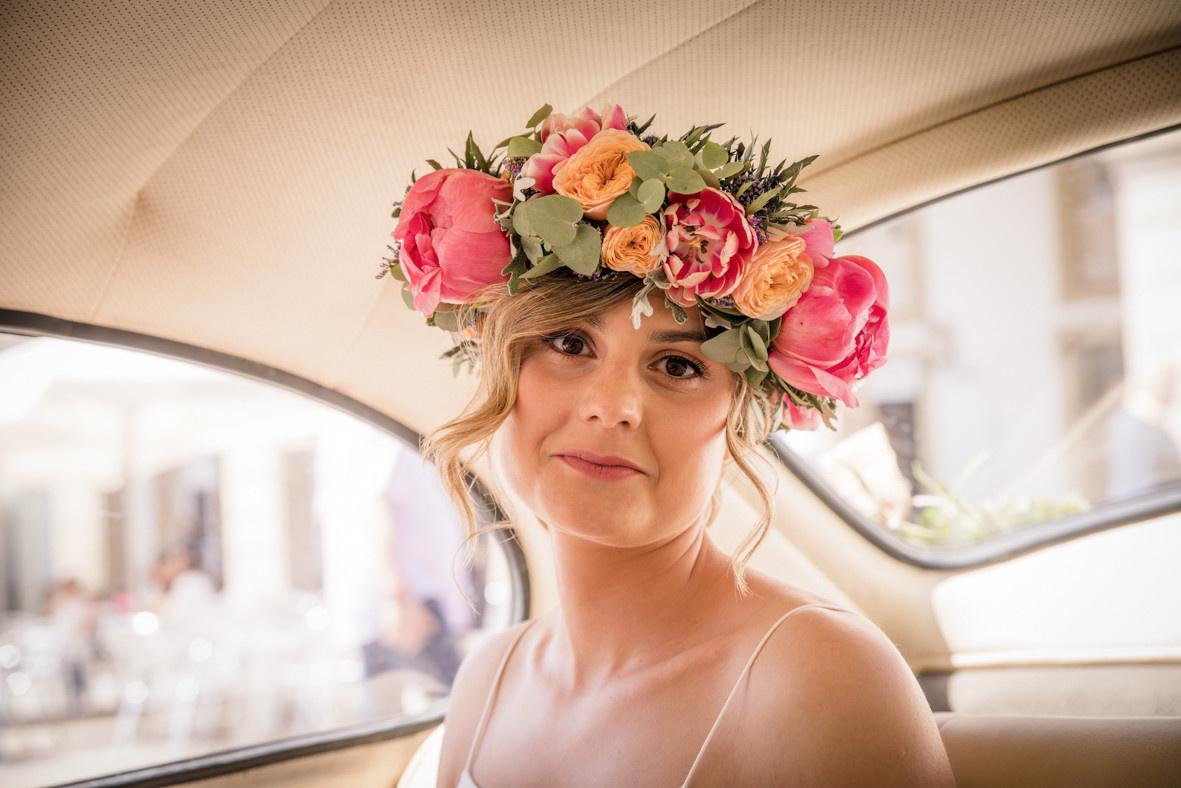 Coronas de flores para novias 65 ideas para todos los gustos y estilos