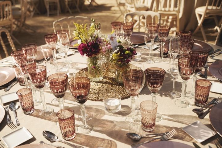 Elegantes centros de mesa de comedor 15 años y bodas