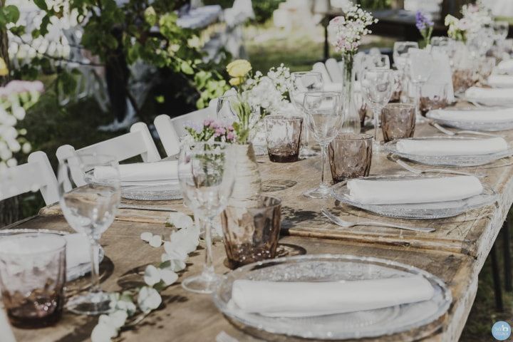 7 ideas total light para decorar las mesas del banquete 