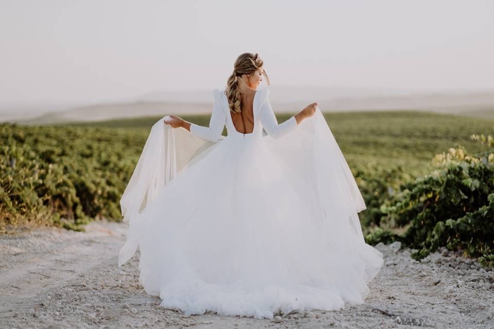 Tipos de tejidos para vestidos de novia: ¡las telas más usadas!
