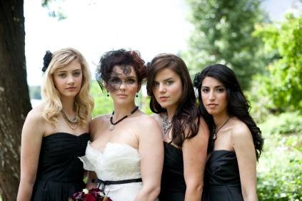 Boda en negro
