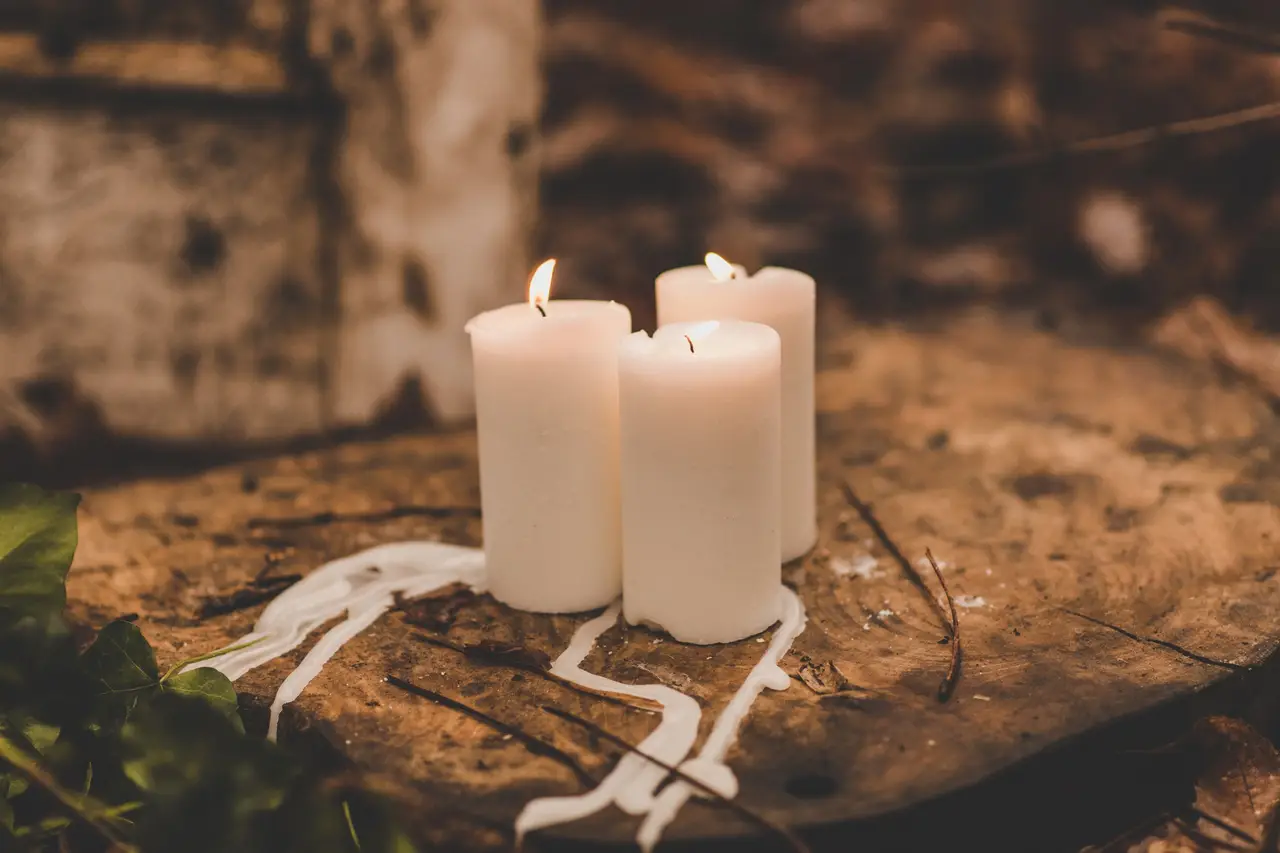 Fragancia para velas MADERA & TONKA | Naturcera | Fragancias para velas