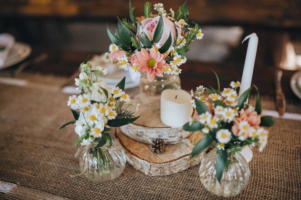 Centros de mesa de primavera: la mejor inspiración para vuestra boda