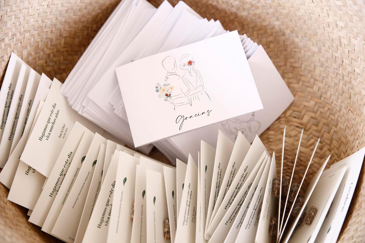 Papelería de boda: tarjeta de agradecimiento ilustrada