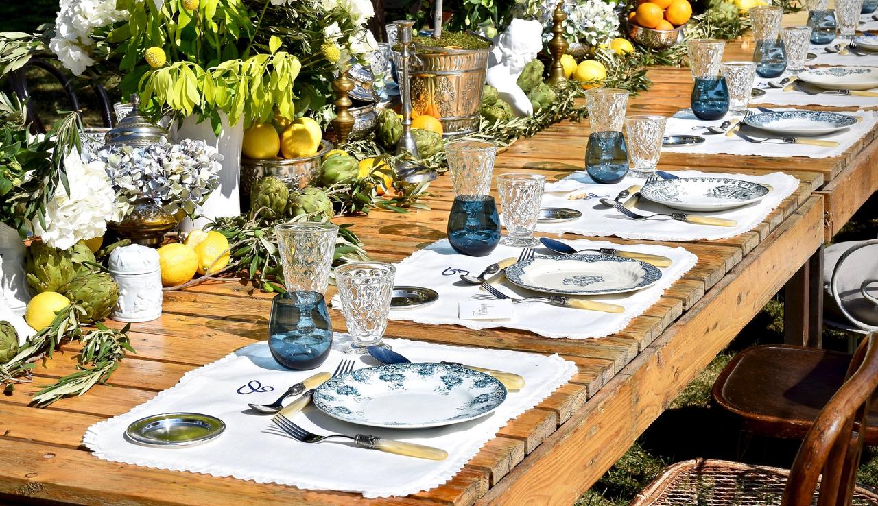 Grandes ideas para decorar las mesas en tu boda y sorprender a tus