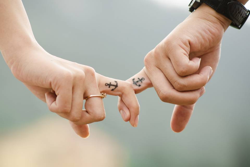 25 ideas de tatuajes en pareja, originales y con significado 