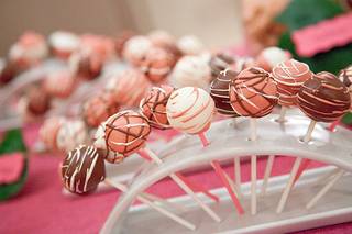 Cake pops decorados con fondant para bodas