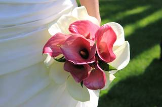 Ramo de novia con calas blancas y rosadas