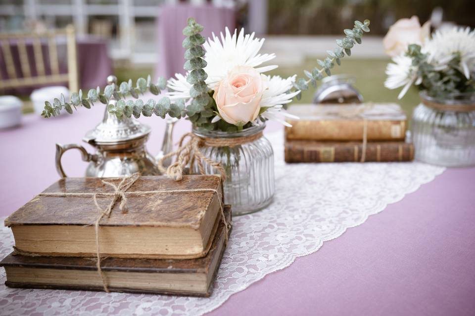 ¿Queréis incluir libros en la decoración de vuestra boda?