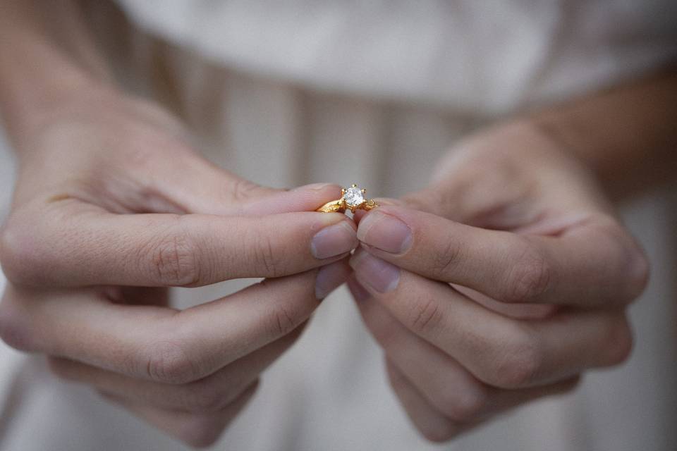 обручальное кольцо перед свадьбой