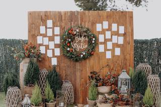 Decoración boda Navidad: seating plan de inspiración navideña