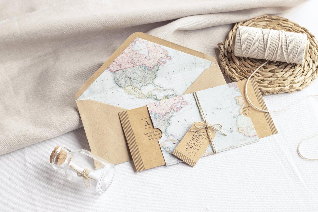 Ideas de invitaciones de boda originales con mapa
