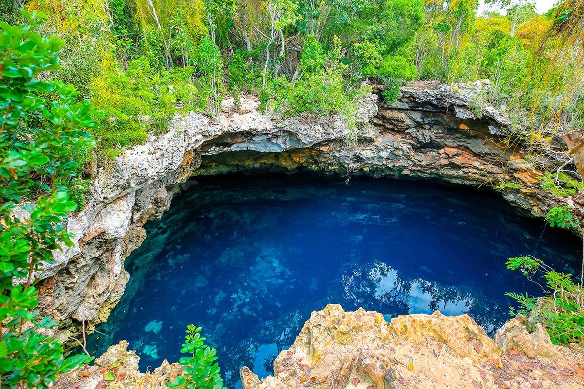 Vista aérea del Ocean Hole en la isla de Eleuthera, en las Bahamas
