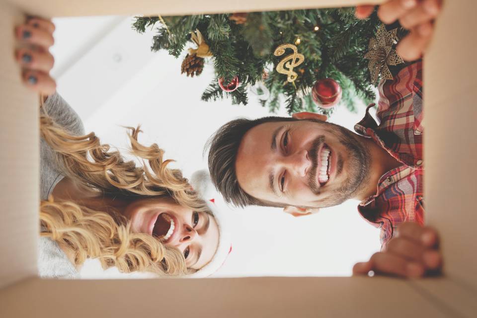 Regalos de Navidad para parejas jóvenes: ¡las mejores ideas para acertar!