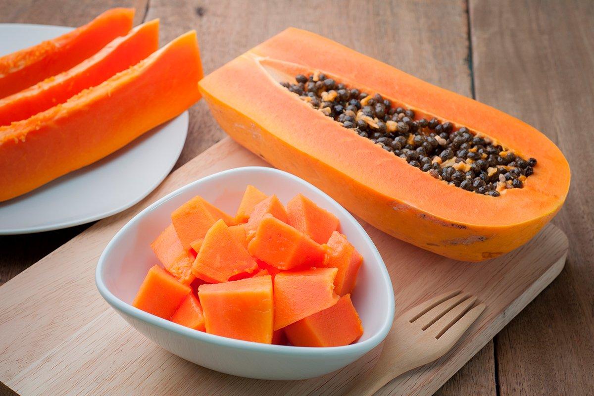 Alimentos imprescindibles para estar radiantes el día de la boda: papaya