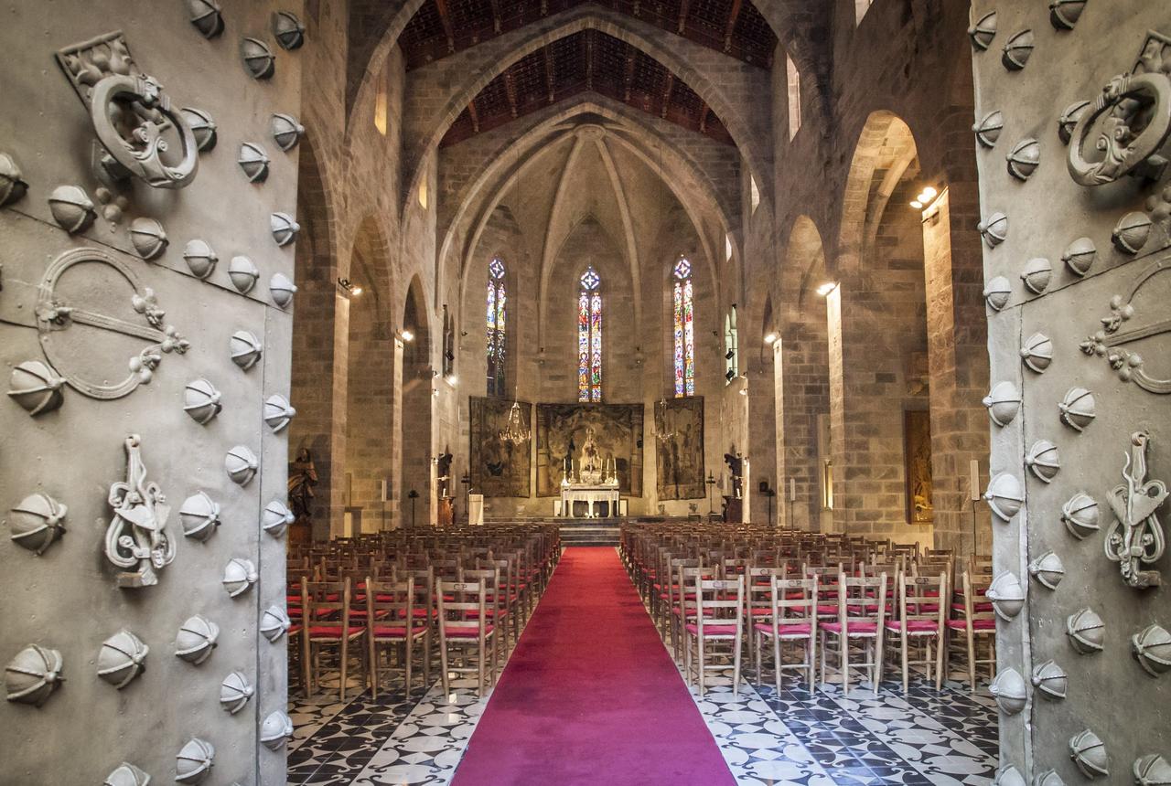 Tips para elegir la iglesia del tamaño perfecto para vuestra boda