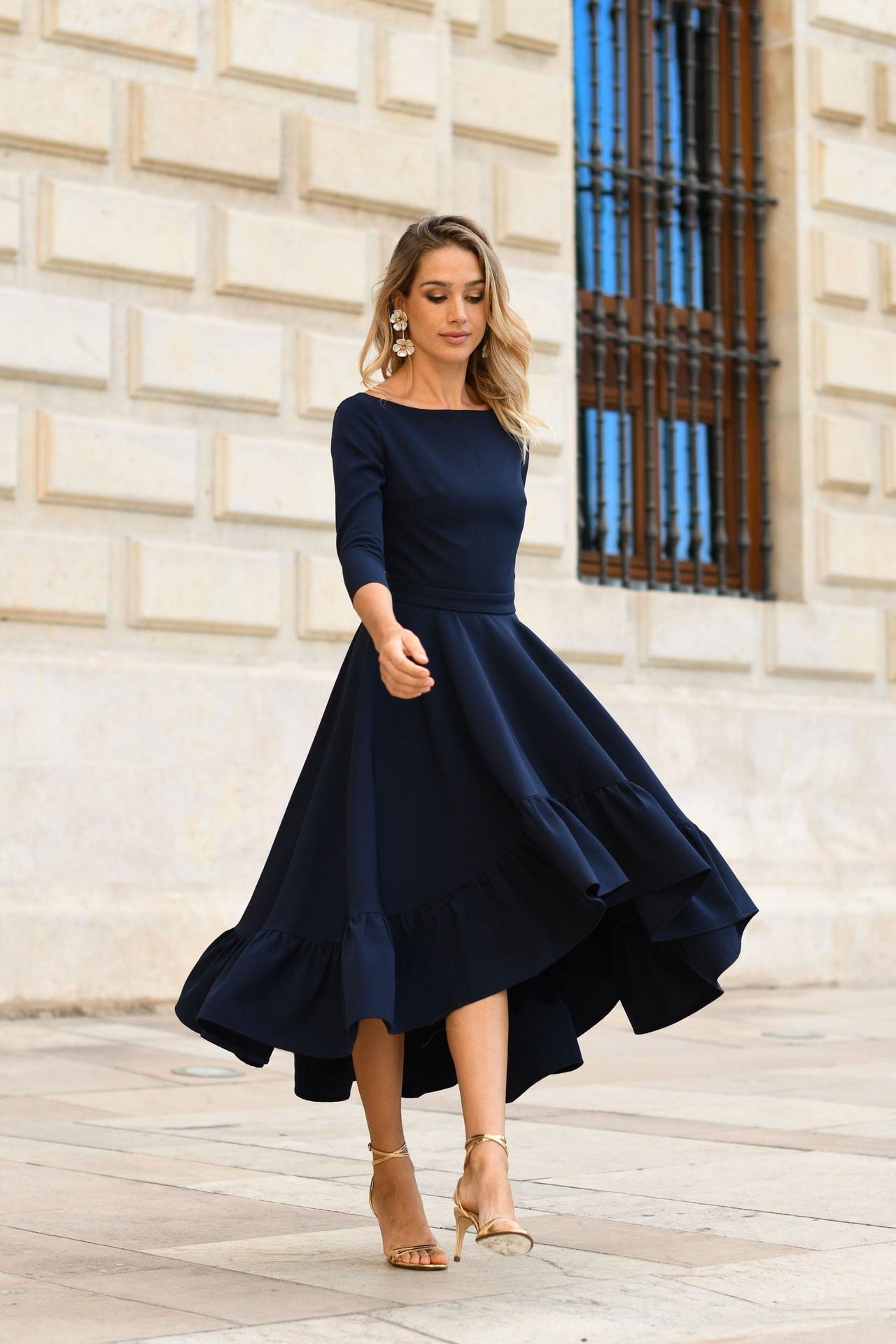 Vestido cóctel boda con manga francesa y falda con mucho vuelo